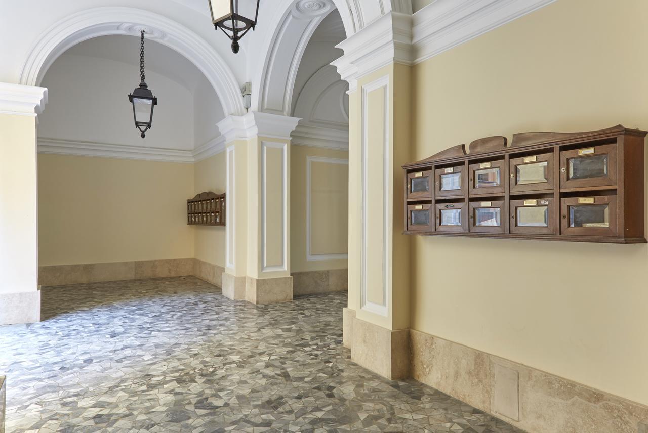 Vatican House Рим Экстерьер фото